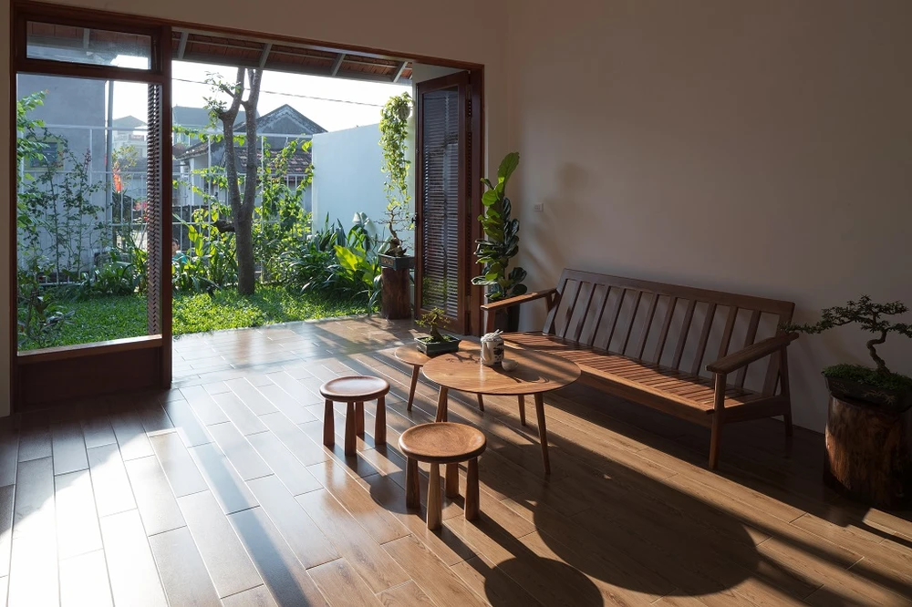 nha-ba-gian-duong-dai-9