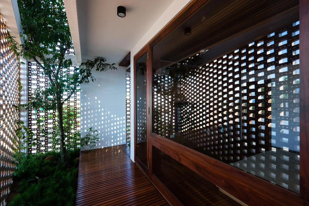 thiet-ke-vuon-trong-nha-doc-dao-15