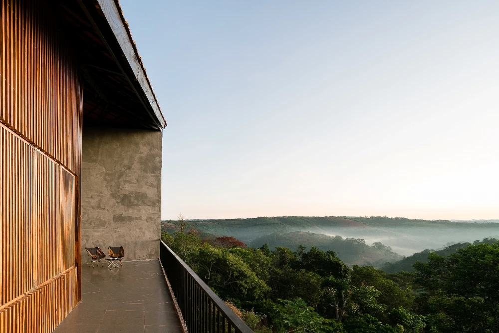 ngoi-nha-hinh-la-sau-rieng-9