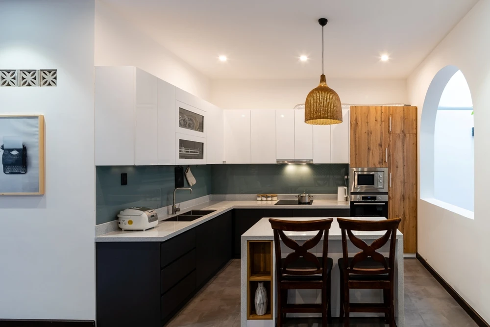 ngoi-nha-danh-cho-con-gai-ruou-12