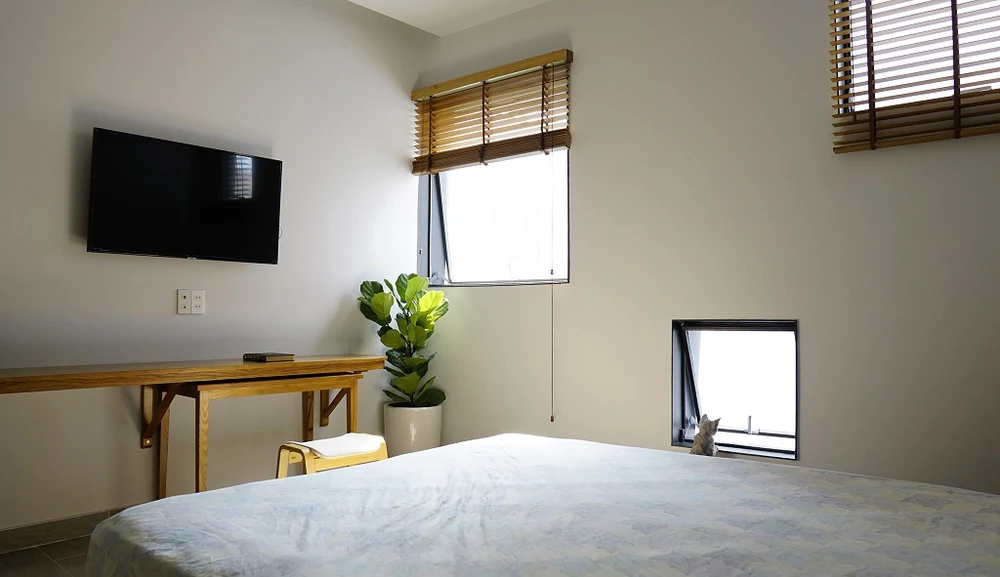 nha-co-mat-tien-gach-nung-16