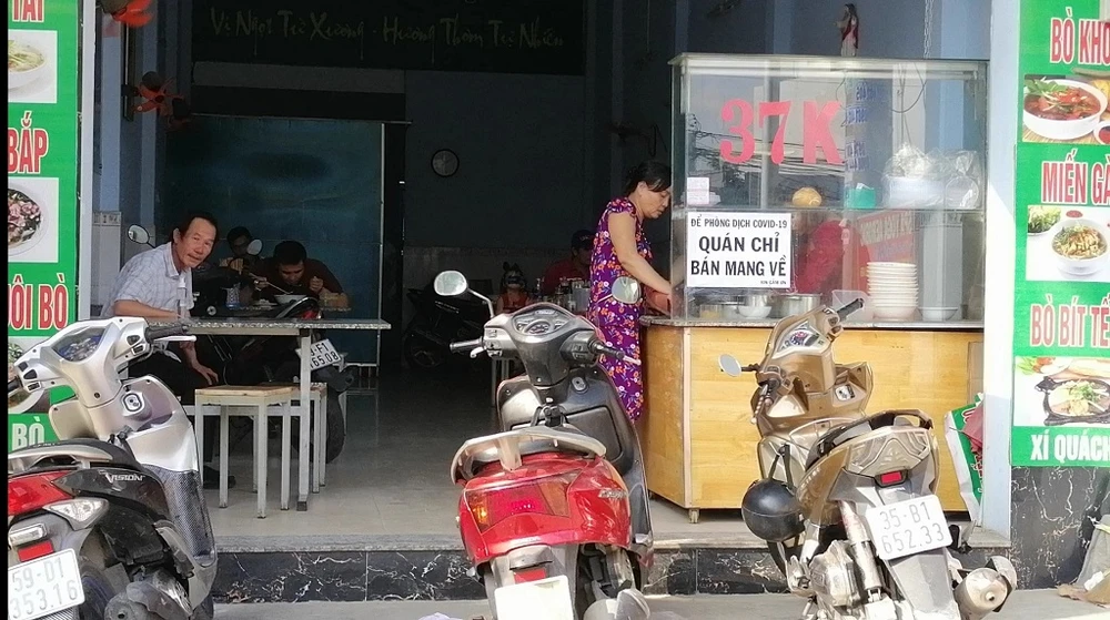 quan-sa-bap-chap-cach-ly-xa-hoi-10