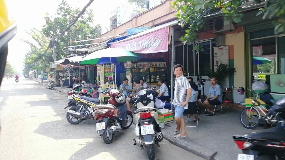 quan-sa-bap-chap-cach-ly-xa-hoi-2