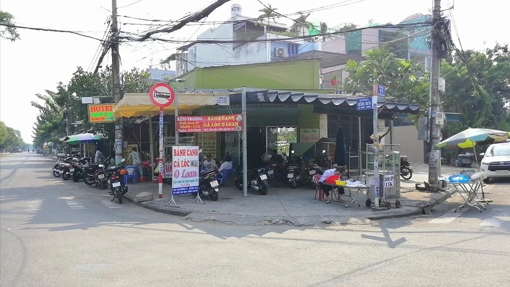 quan-sa-bap-chap-cach-ly-xa-hoi-3