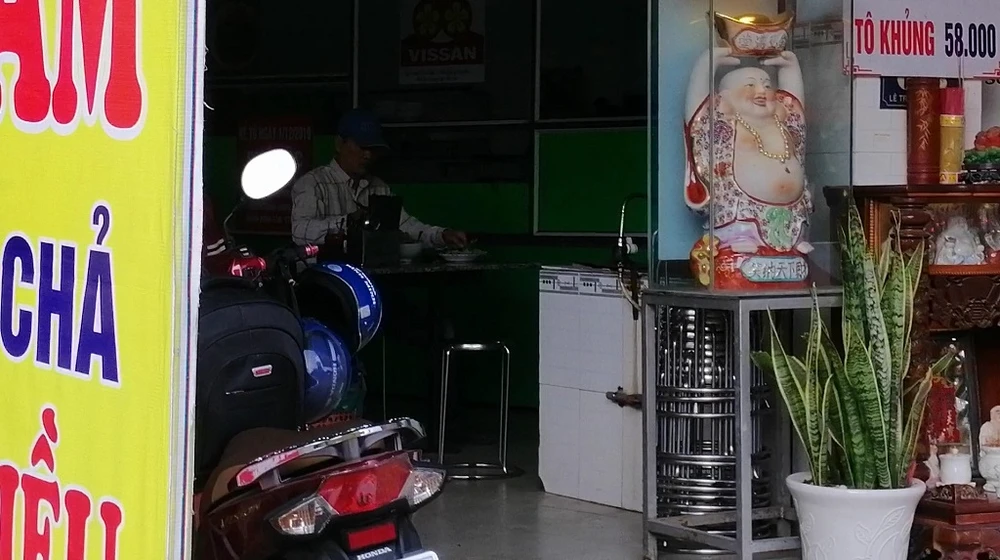 quan-sa-bap-chap-cach-ly-xa-hoi-9