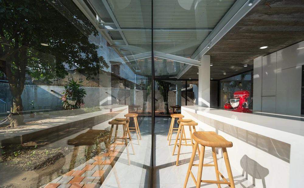 doc-dao-nha-mai-chong-mai-10