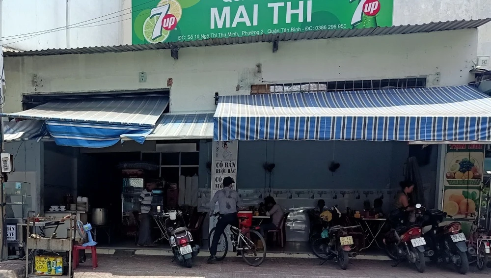 tphcm-noi-long-cach-ly-xa-hoi-17