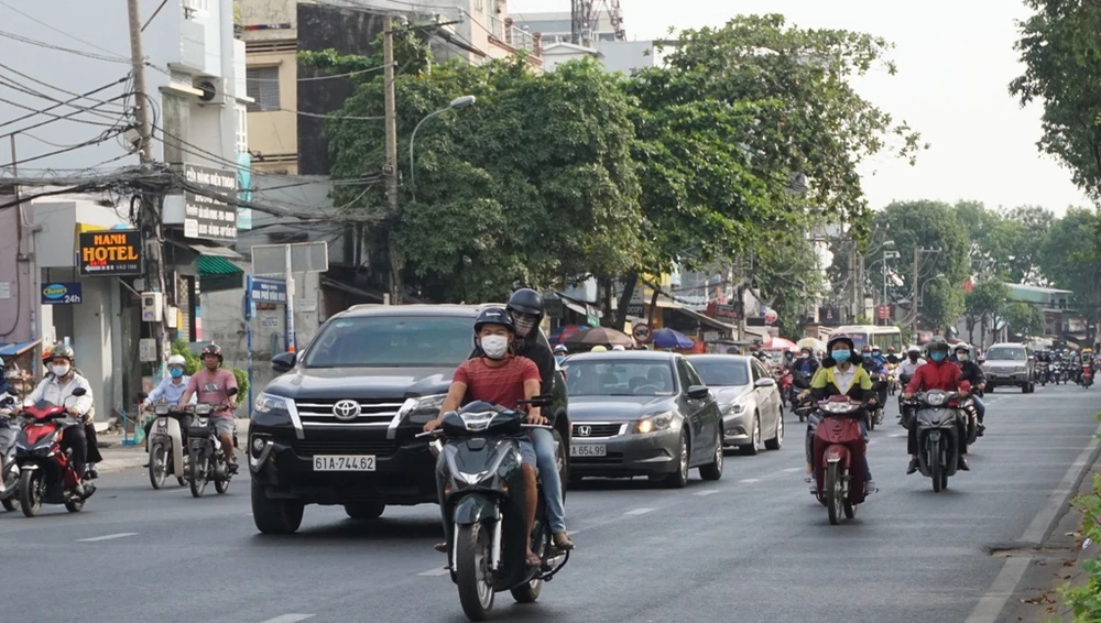 ben-xe-hoat-dong-tro-lai-14