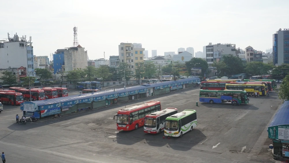 ben-xe-hoat-dong-tro-lai-2