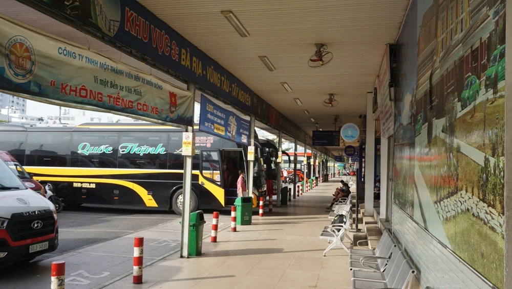 ben-xe-hoat-dong-tro-lai-4