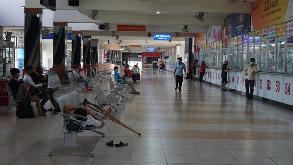 ben-xe-hoat-dong-tro-lai-6