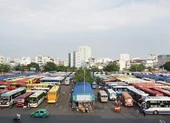 Hai bến xe lớn TP.HCM: Nơi vắng bóng, nơi đông đúc