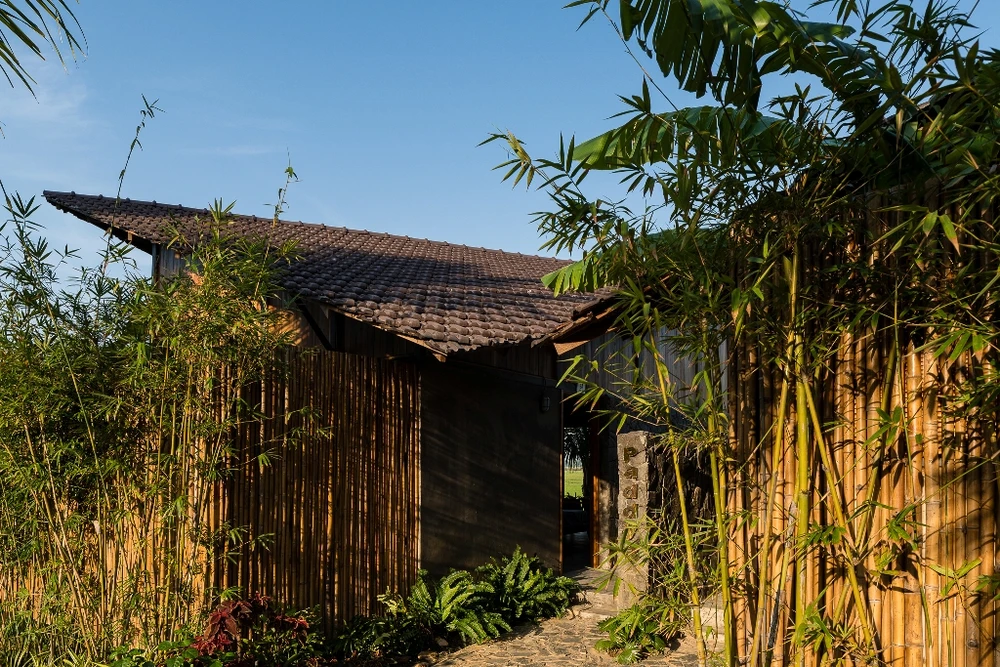 cong-trinh-giua-dong-ruong-13