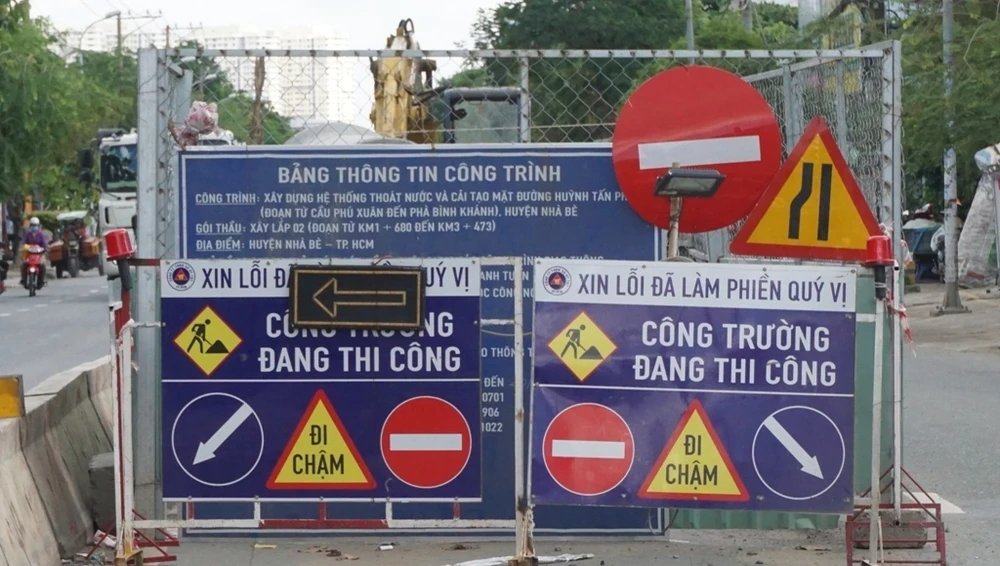 duong-huynh-tan-phat-ngap-5