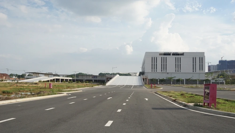 giao-thong-phia-dong-TP.HCM-2