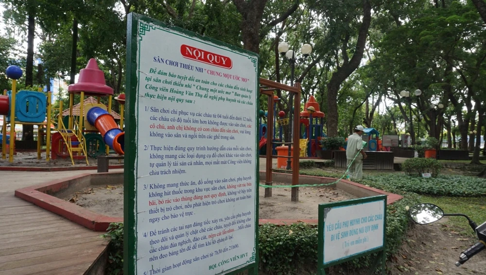 tam-ngung-hoat-dong-cong-vien-2