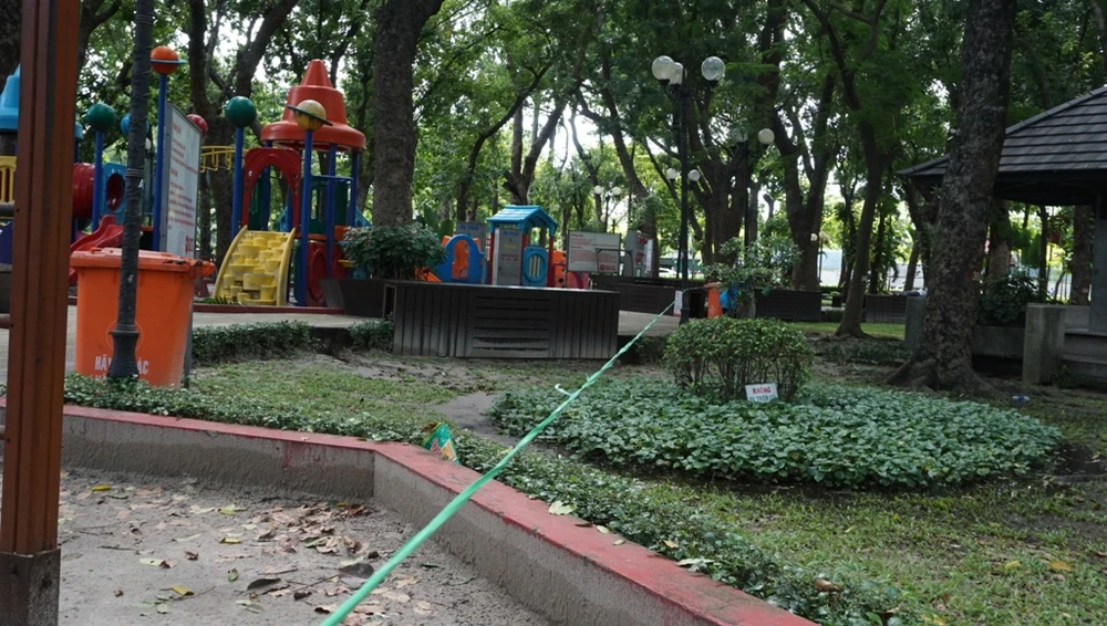 tam-ngung-hoat-dong-cong-vien-3