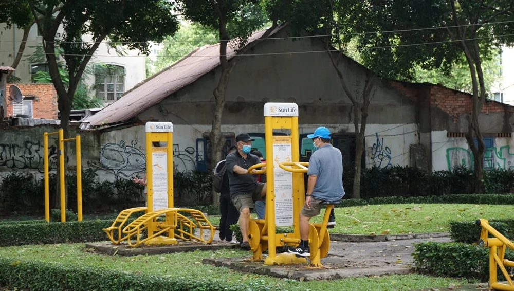 tam-ngung-hoat-dong-cong-vien-8