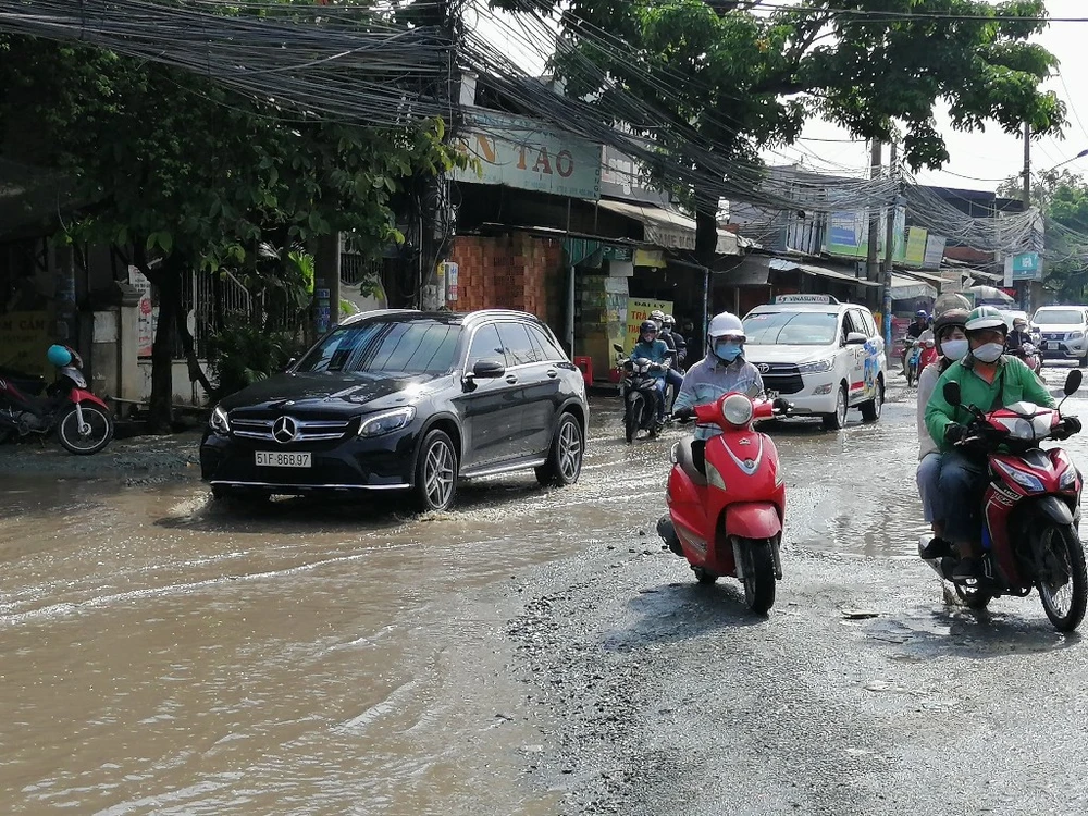 duong-luong-dinh-cua-xuong-cap-4