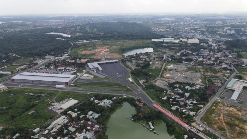 ben-xe-mien-dong-moi-10