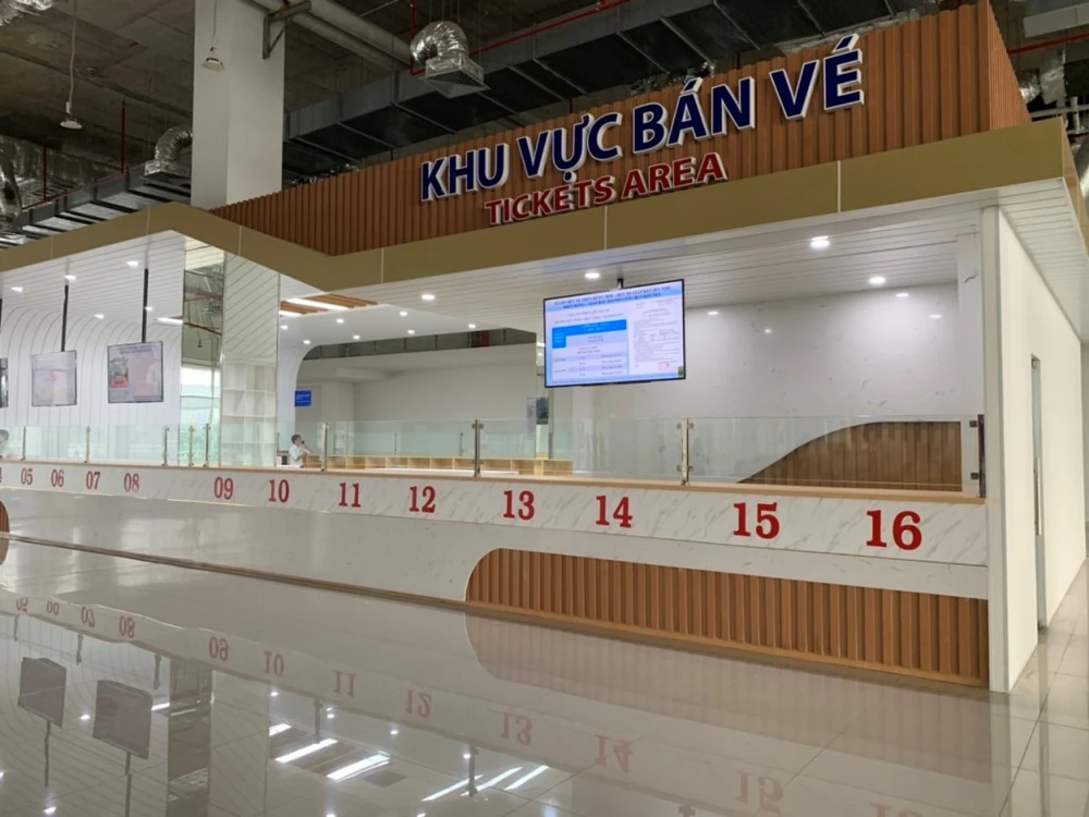 ben-xe-mien-dong-moi-9