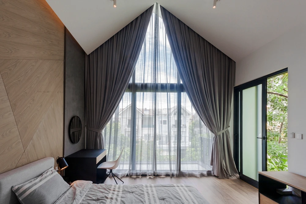 biet-thu-sau-cai-tao-13