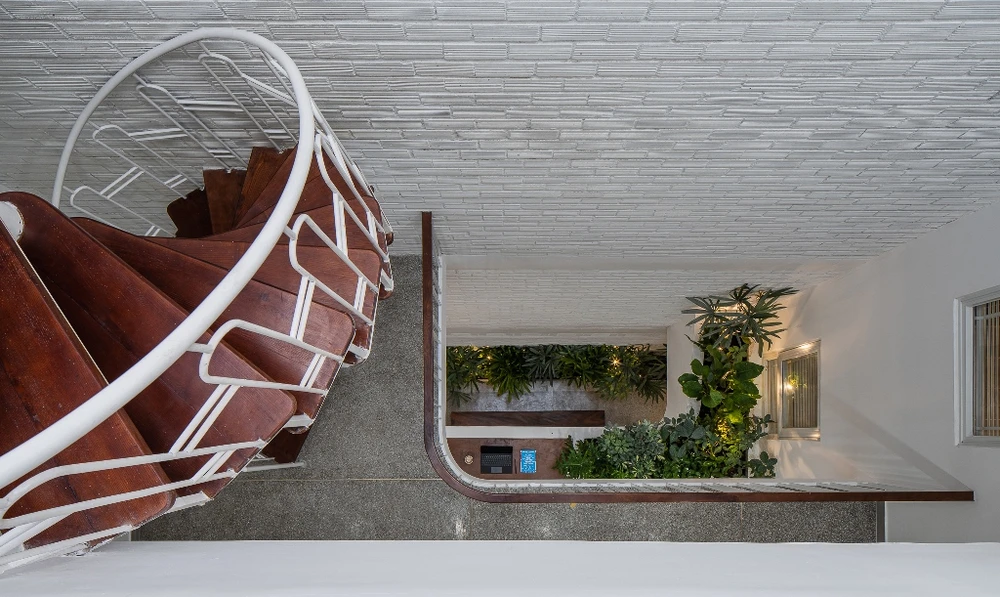 mau-nha-ong-sau-cai-tao-12