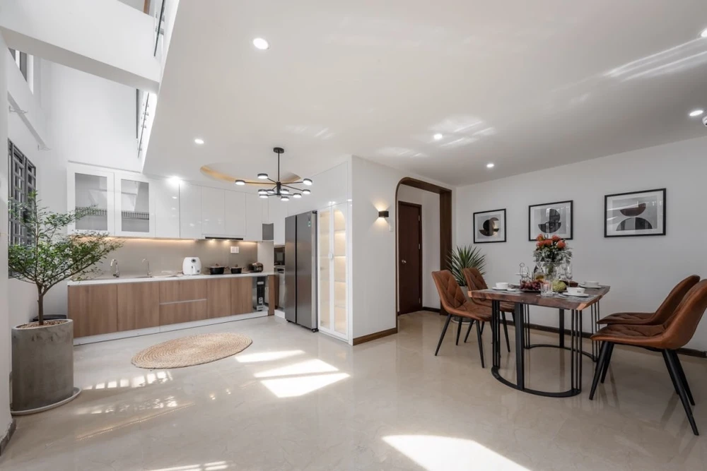 ngoi-nha-gia-chu-lam-nghe-thuat-4