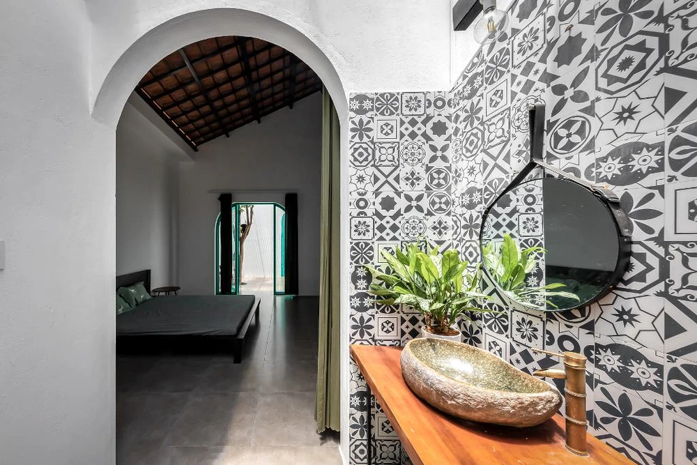 ngoi-nha-co-san-choi-thoang-mat-16