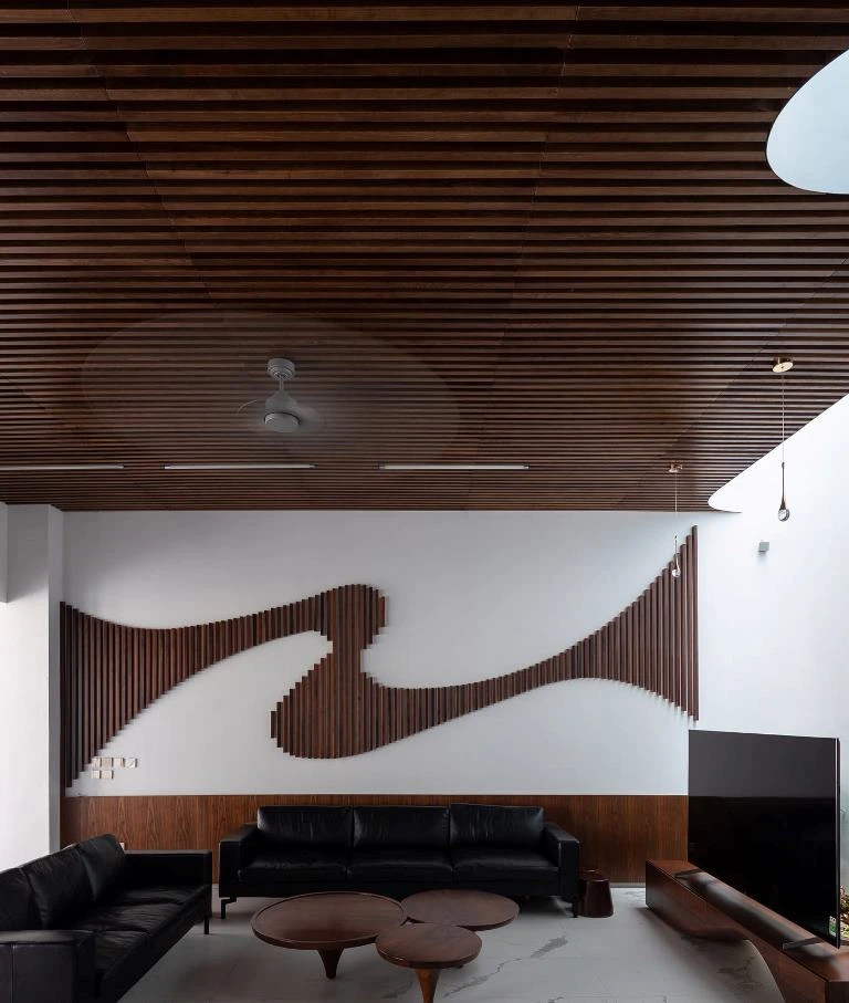 ngoi-nha-lech-tang-16