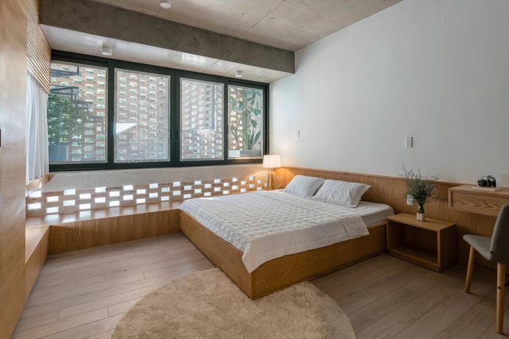 ngoi-nha-chong-nang-huong-tay-15