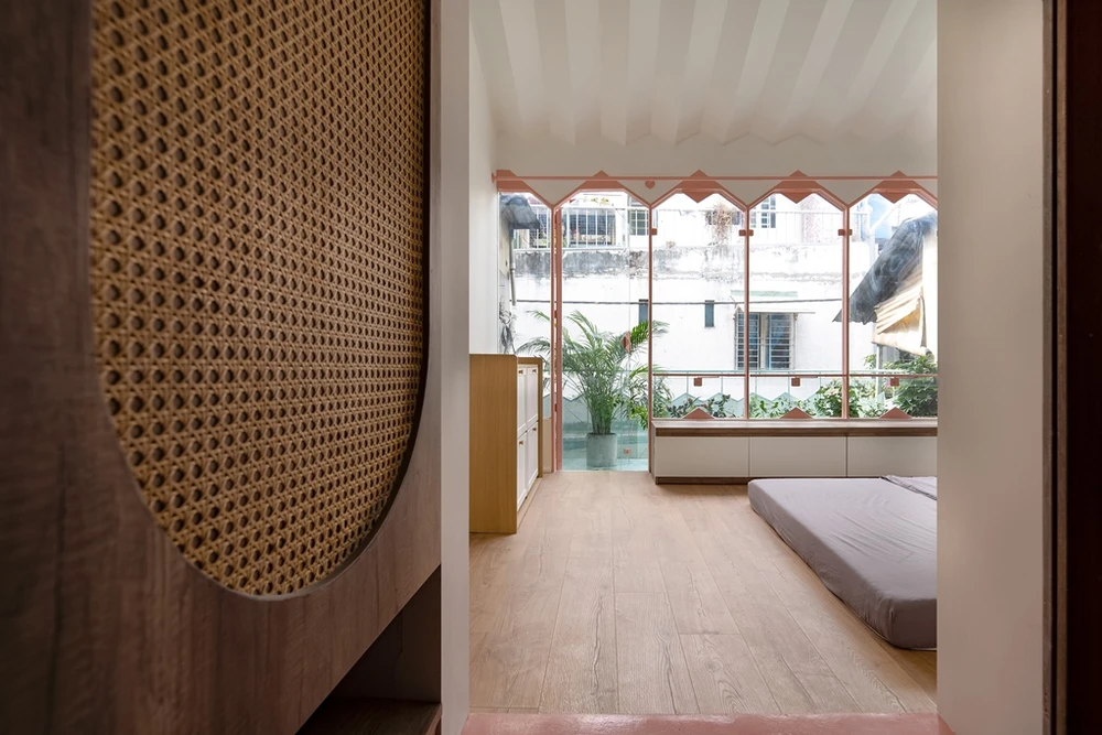 nha-long-hem-o-sai-gon-9