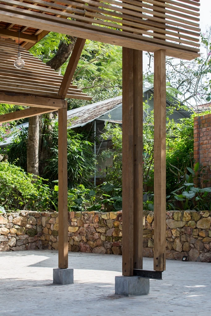 ngoi-nha-trong-hem-nho-o-Hue-14