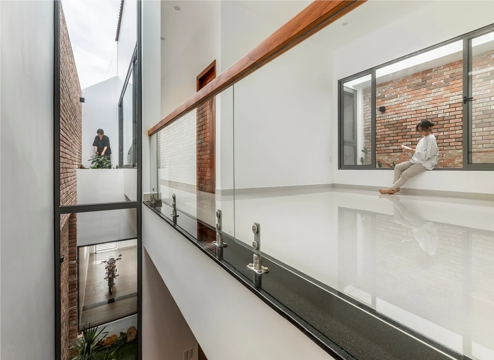 ngoi-nha-lay-y-tuong-tu-nha-rong-16