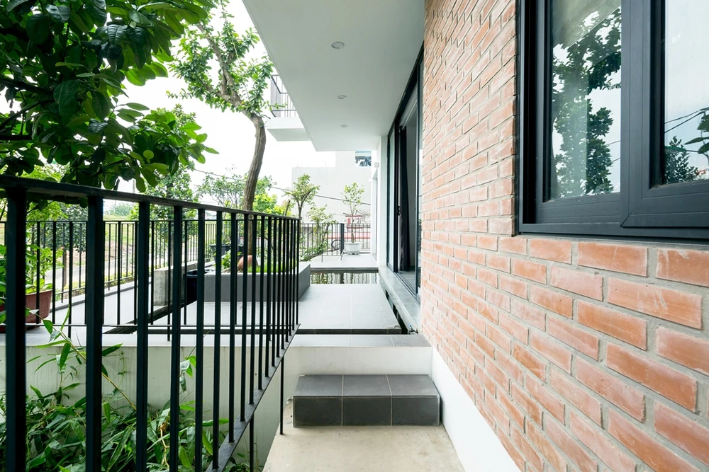 ngoi-nha-ben-trien-de-9