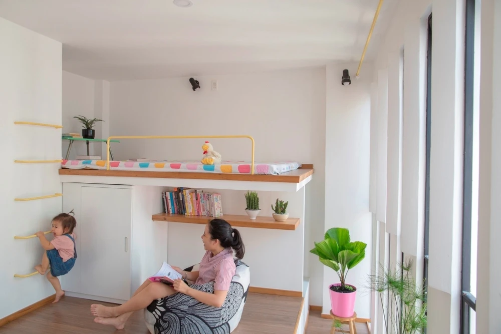 nha-pho-trong-hem-cut-12