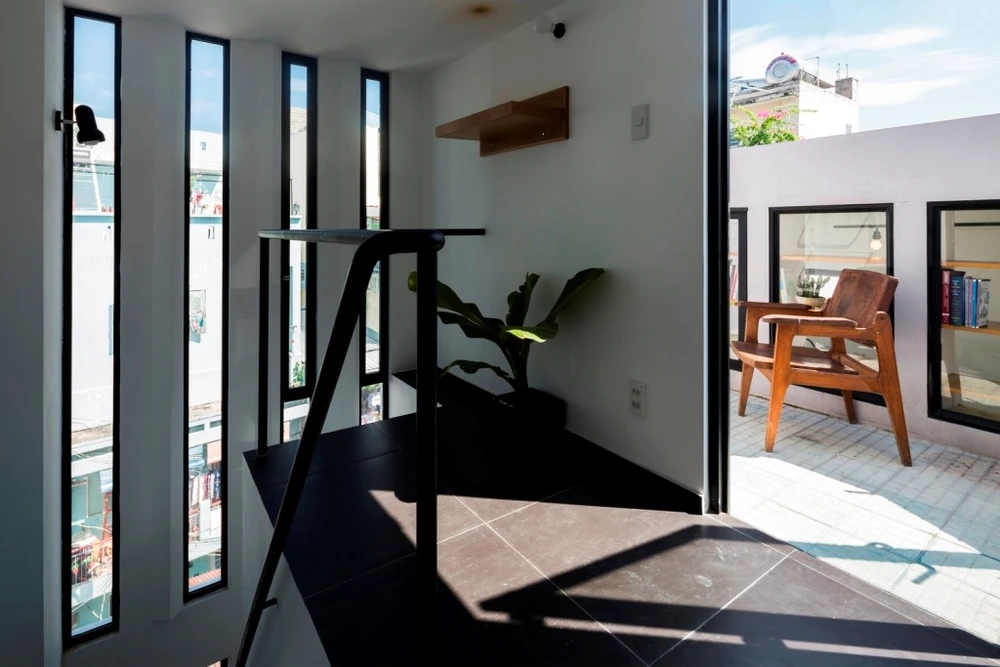 nha-pho-trong-hem-cut-17