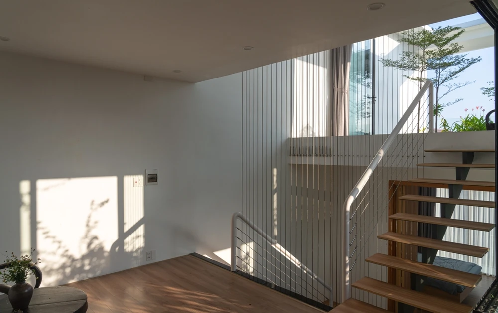 nha-pho-ngap-tran-cay-xanh-15