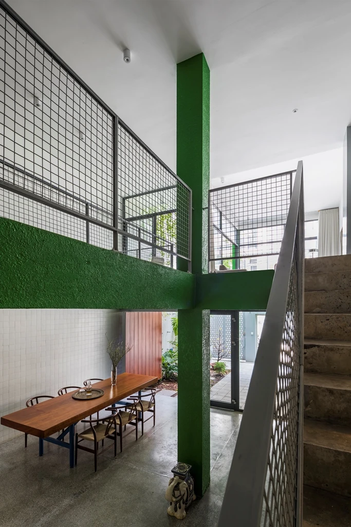 nha-pho-nhieu-cot-14