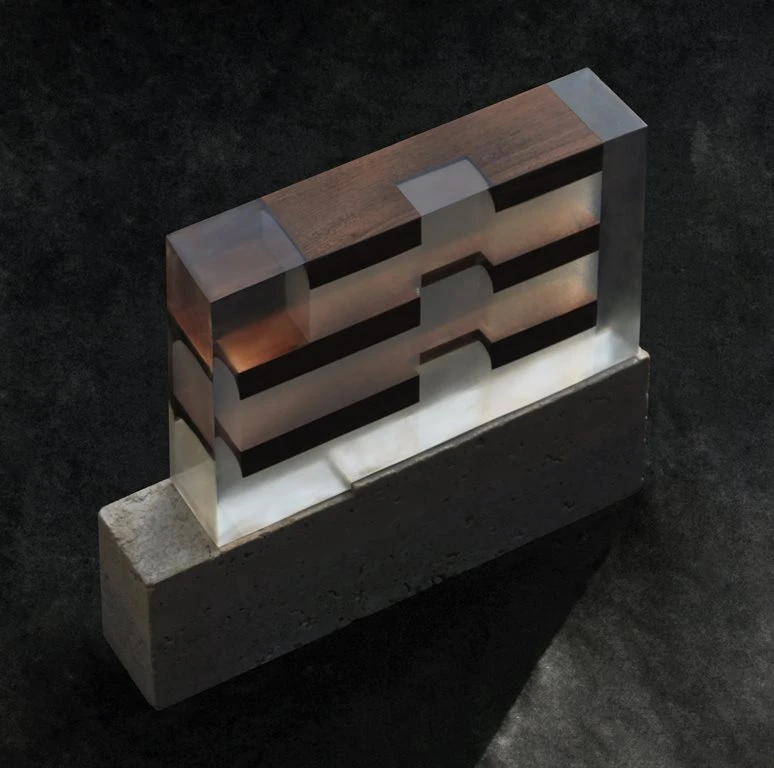 ngoi-nha-co-cau-truc-vom-20