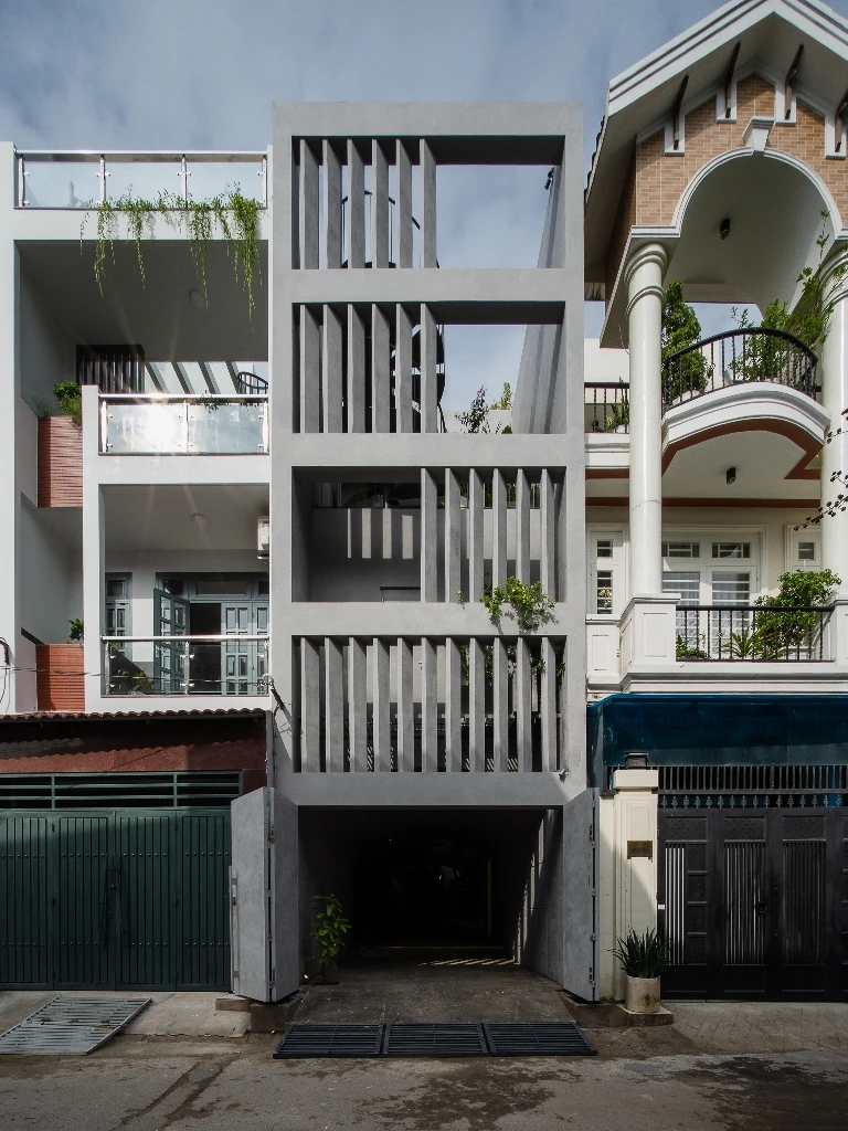 ngoi-nha-co-cau-truc-vom-2