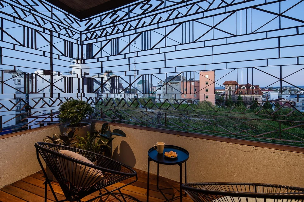 Một góc ban công "chill chill".