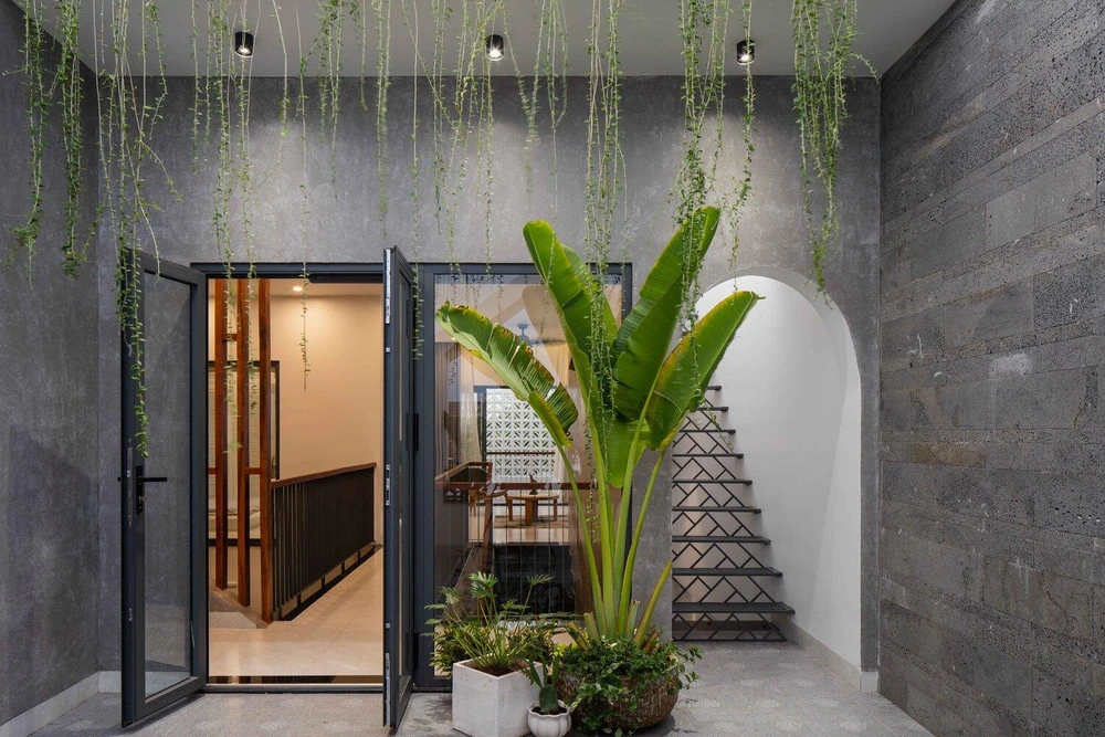 Chủ nhà là người yêu thiên nhiên nên họ yêu cầu không gian sống phải có sự kết nối.