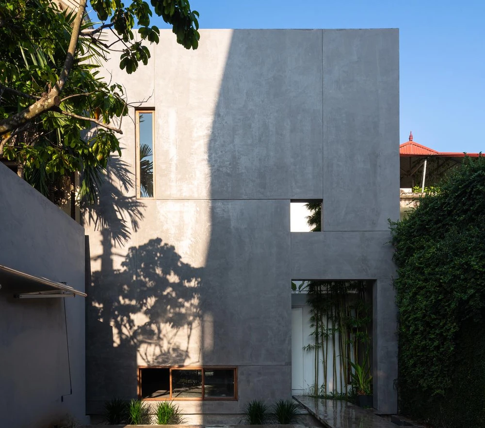 8x24house là công trình thiết kế bởi kiến trúc sư AHL architects.