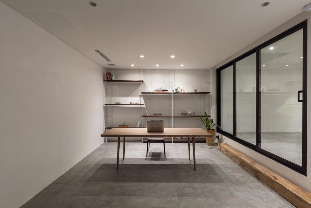 Phòng làm việc được thiết kế một phòng riêng.