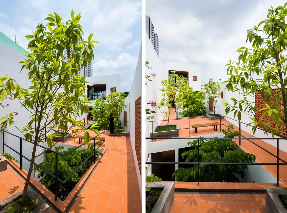 Kiến trúc sư muốn tạo ra một khoảng trống để kết nối không gian vườn ở tầng trệt với sân trong khu vực mở.