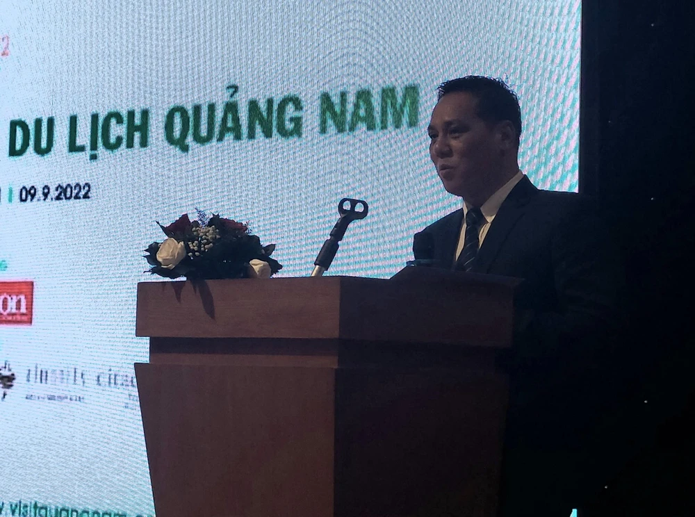 Ông Văn Bá Sơn, Phó giám đốc Sở VH-TT&amp;DL tỉnh Quảng Nam phát biểu tại chương trình.