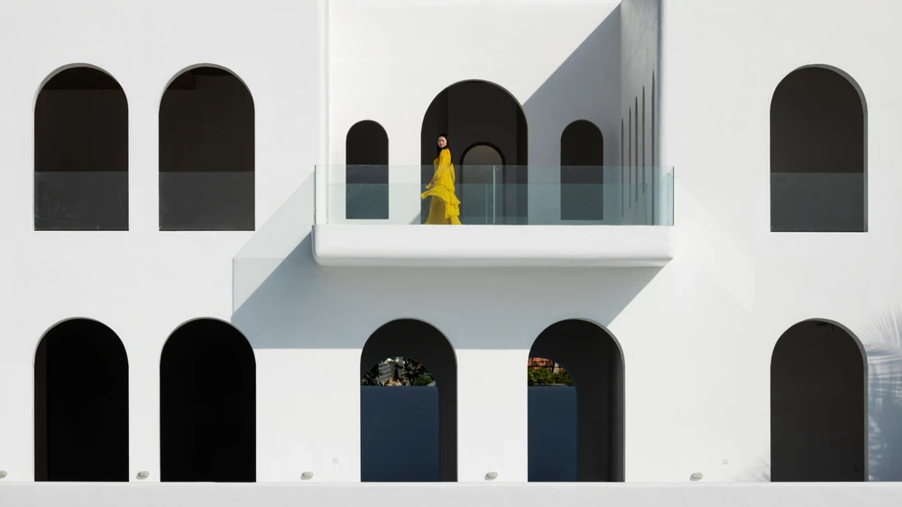 Santo by the Sea được thiết kế dựa trên mong muốn của chủ nhân về một ngôi nhà gợi nhớ đến vùng đất Địa Trung Hải.