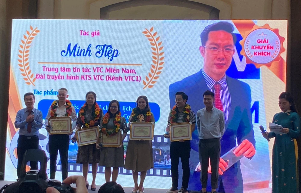 Giải thưởng báo chí viết về du lịch TP.HCM lần thứ 12 tổ chức vào chiều 2-12. Ảnh: HOÀNG HIẾU.