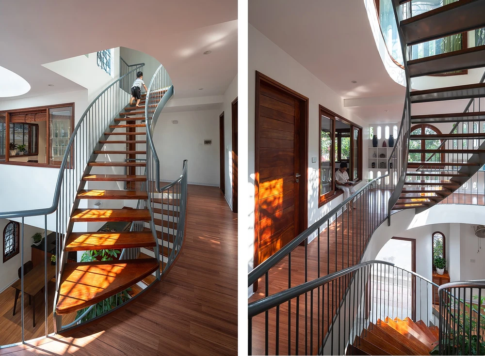 Ánh sáng tự nhiên xuyên suốt toàn bộ công trình thông qua khoảng trống.